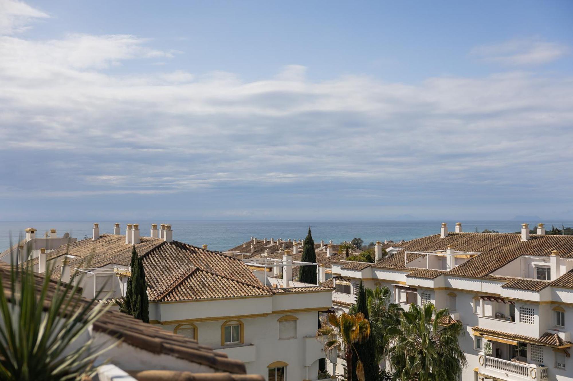 Sea View And Sunny Rooftop In Marbella, Remodeled 2025 Apartment Marbella