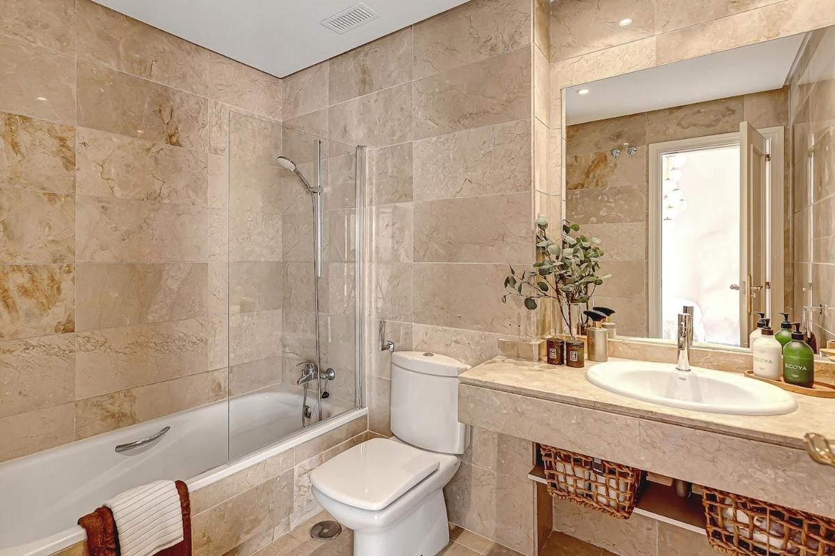 Sea View And Sunny Rooftop In Marbella, Remodeled 2025 Marbella